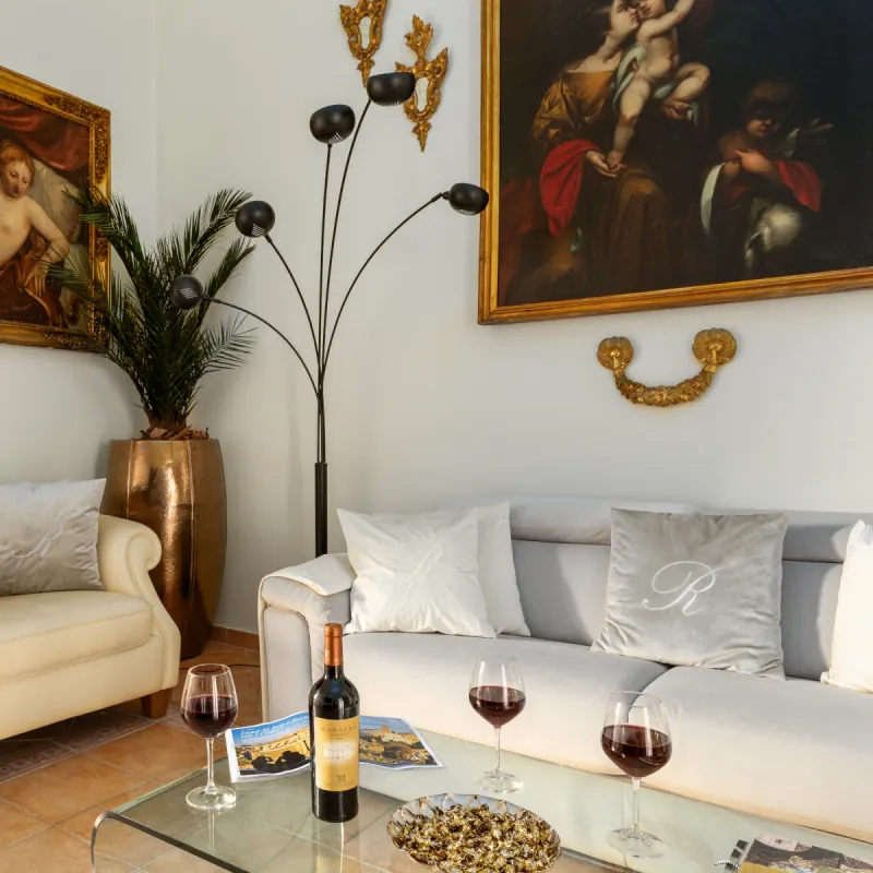 Rosàm Suite Roma — sito web realizzato da Antonello Zaccaria
